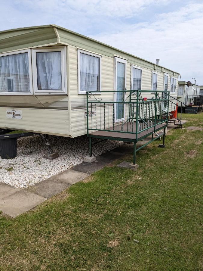 L&g FAMILY HOLIDAYS 8 BERTH CORAL BEACH EMMA MAX 4 ADULTS Ingoldmells Exterior foto
