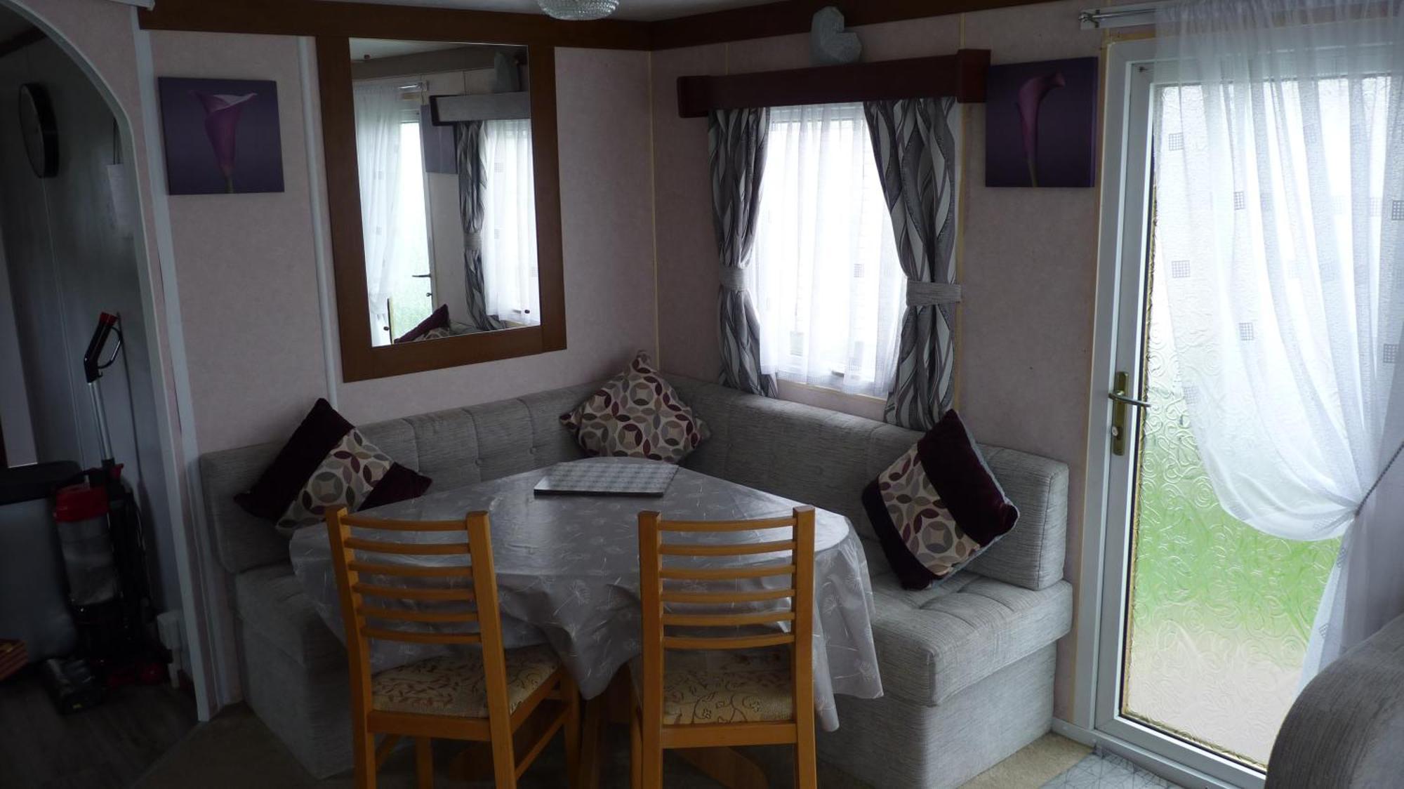 L&g FAMILY HOLIDAYS 8 BERTH CORAL BEACH EMMA MAX 4 ADULTS Ingoldmells Exterior foto